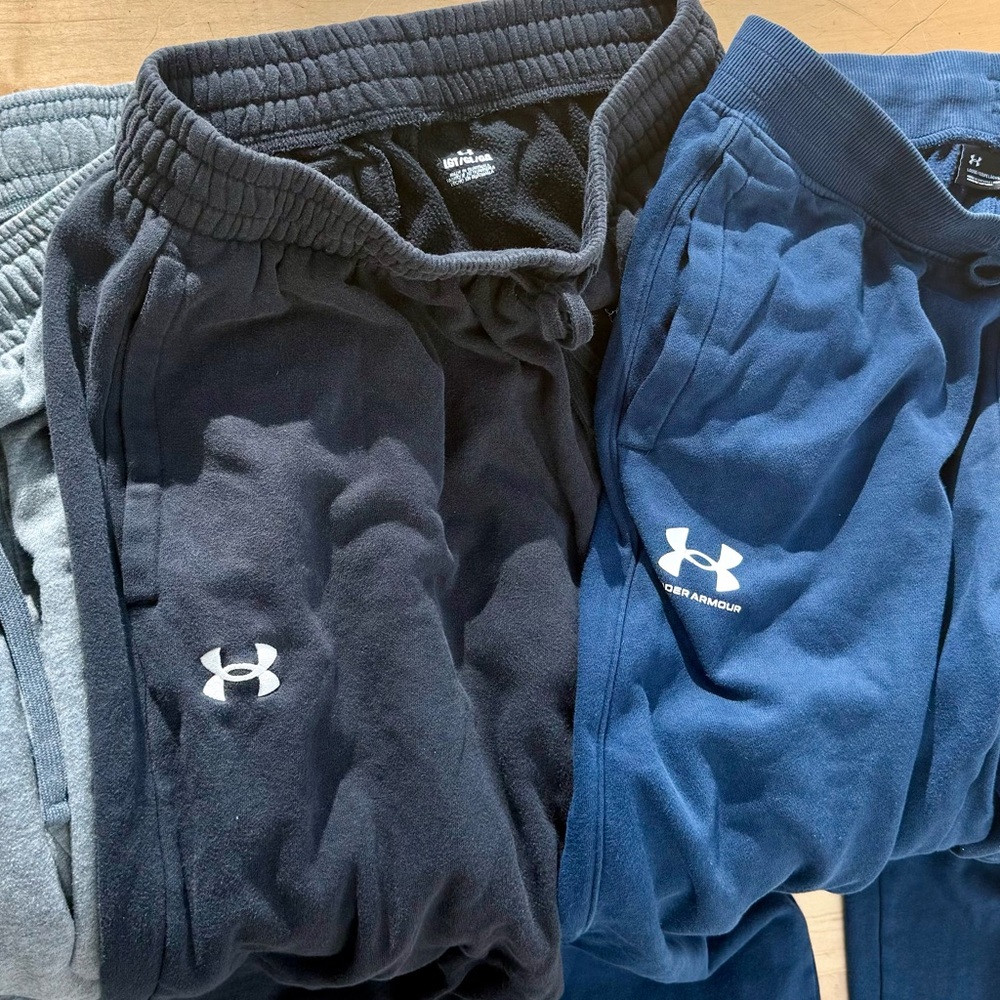 4 pairs Under Armour size Large Athletic Joggers - Blue, Gray, Black - Picture 2 of 2